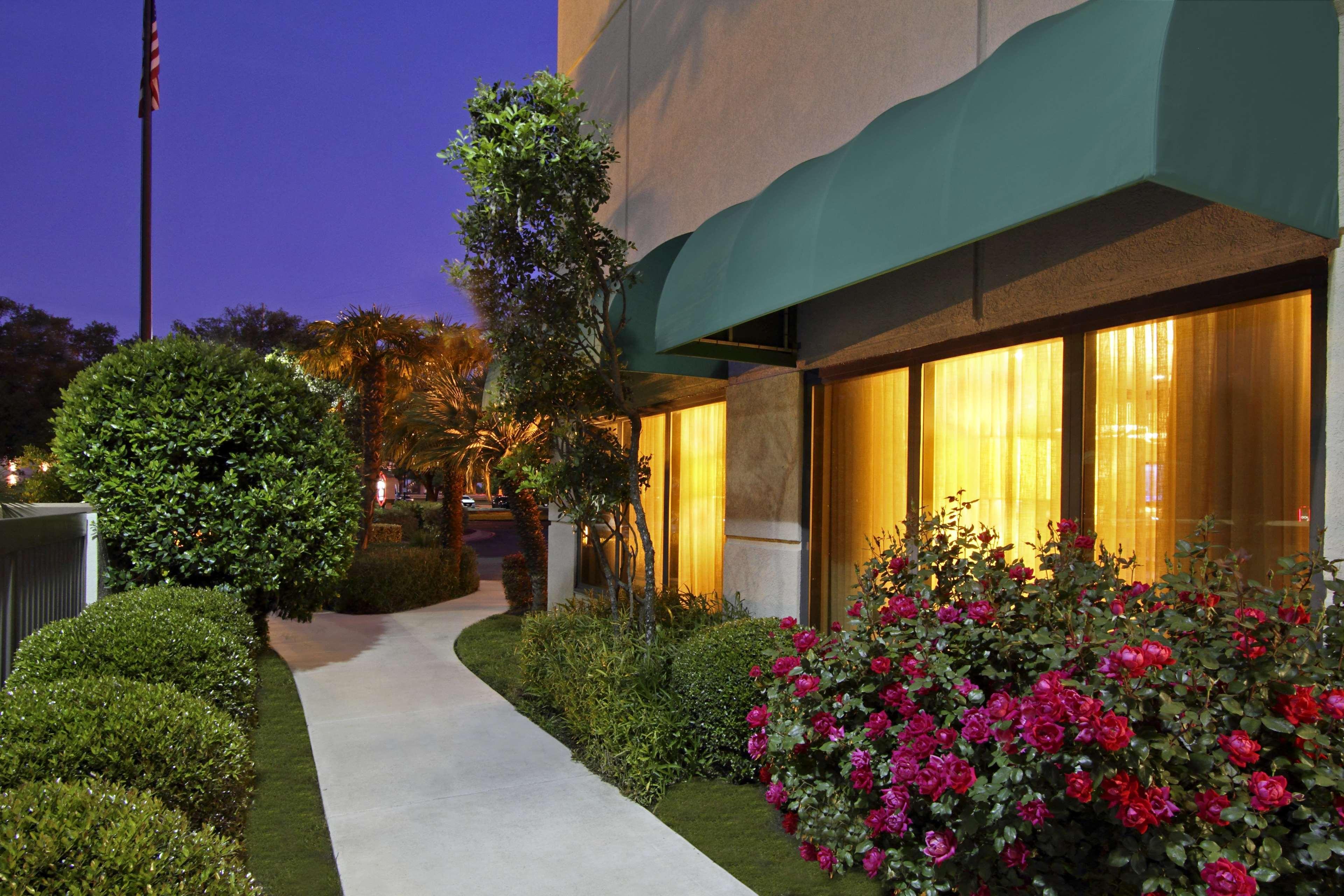 Hampton By Hilton South - I-35 & Ben White Hotel 3*