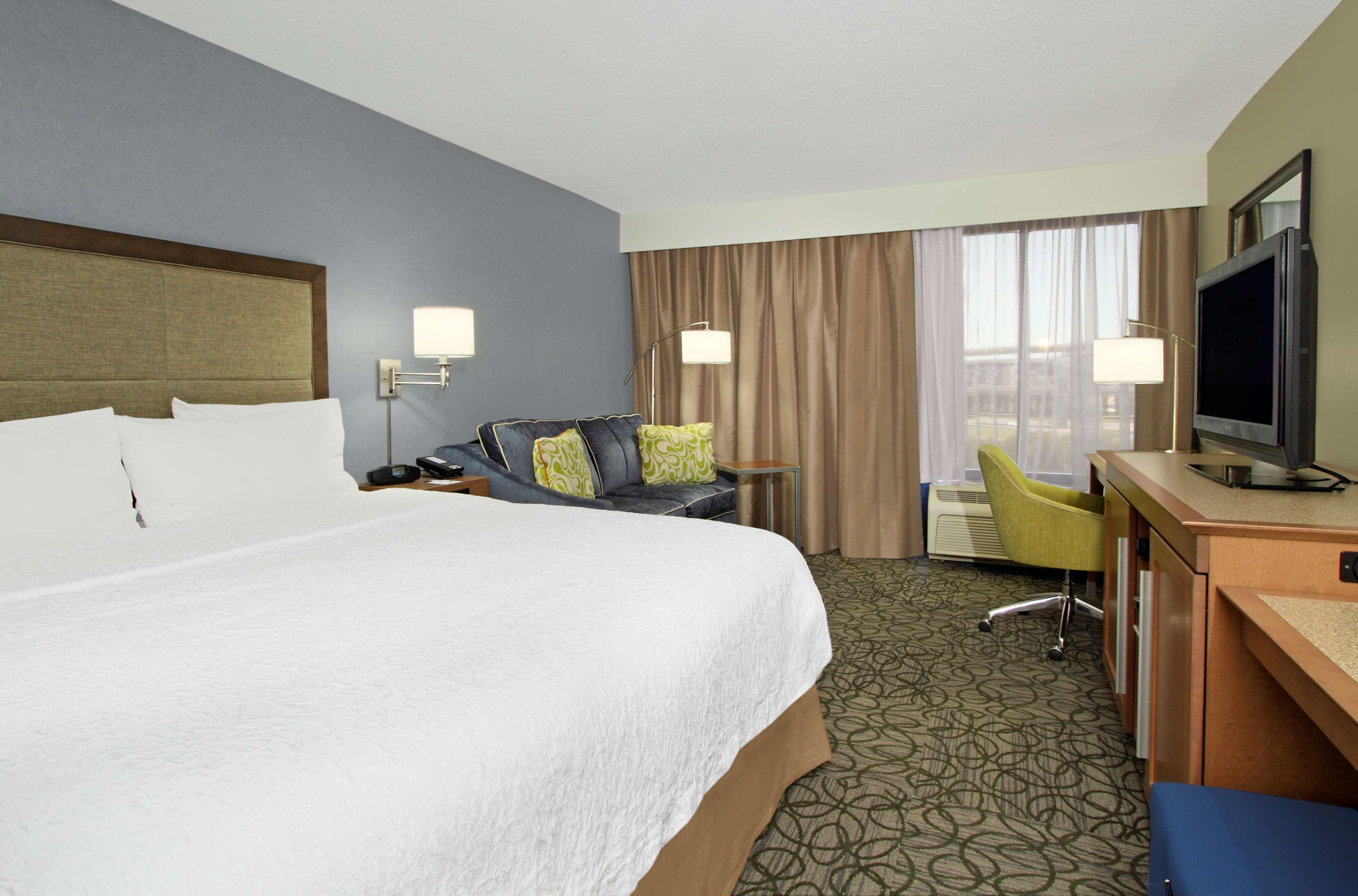 Hampton By Hilton South - I-35 & Ben White Hotel Austin
