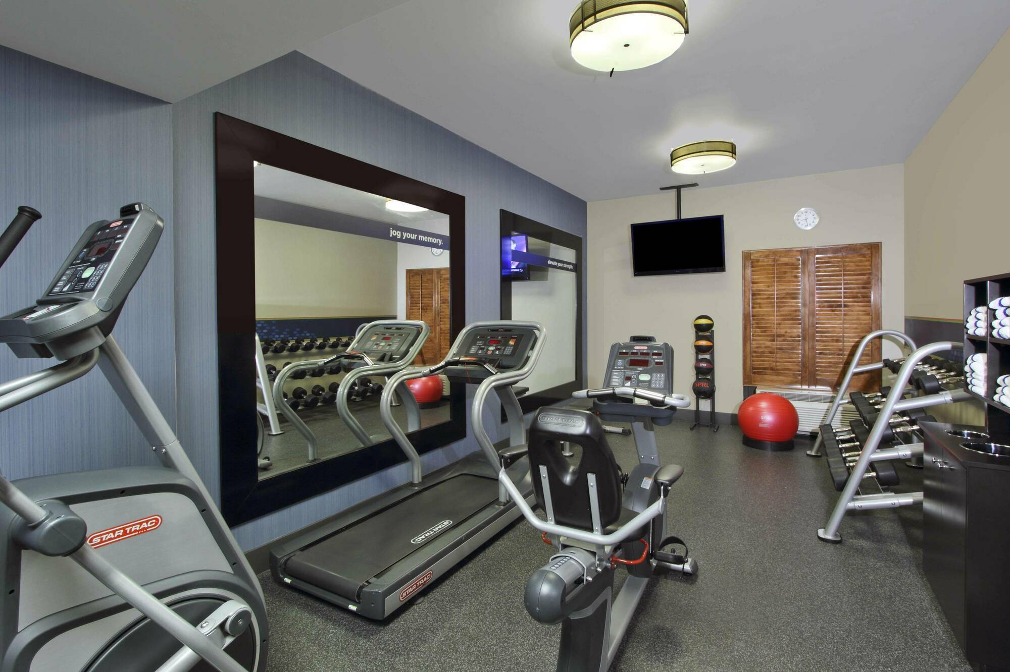Hampton By Hilton South - I-35 & Ben White Hotel